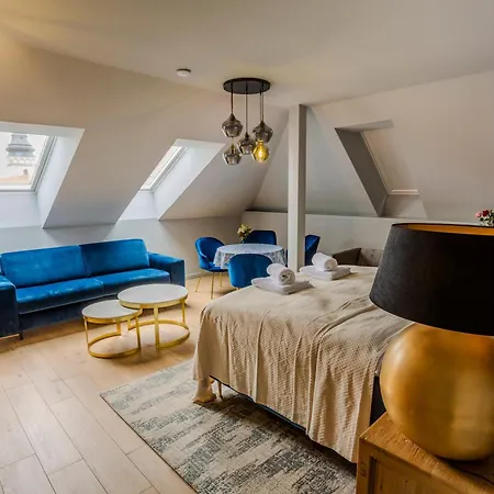 U Devíti Lvů Apartamento