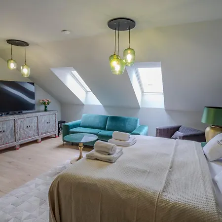 Apartamento U Devíti Lvů