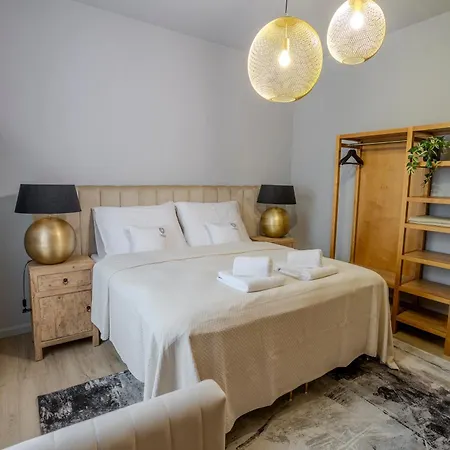 U Devíti Lvů Apartamento *