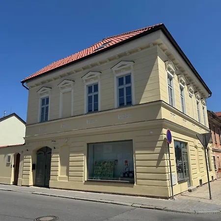 Apartamento U Devíti Lvů *